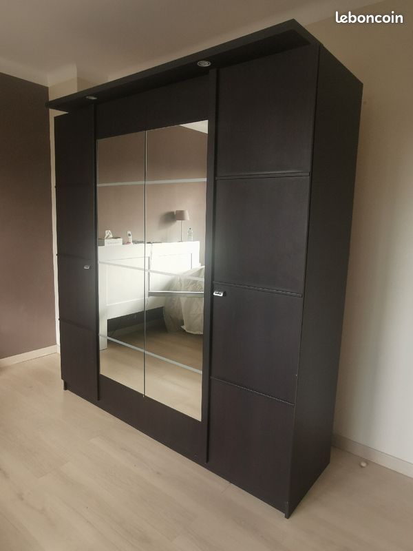 Grande armoire (image 1)
