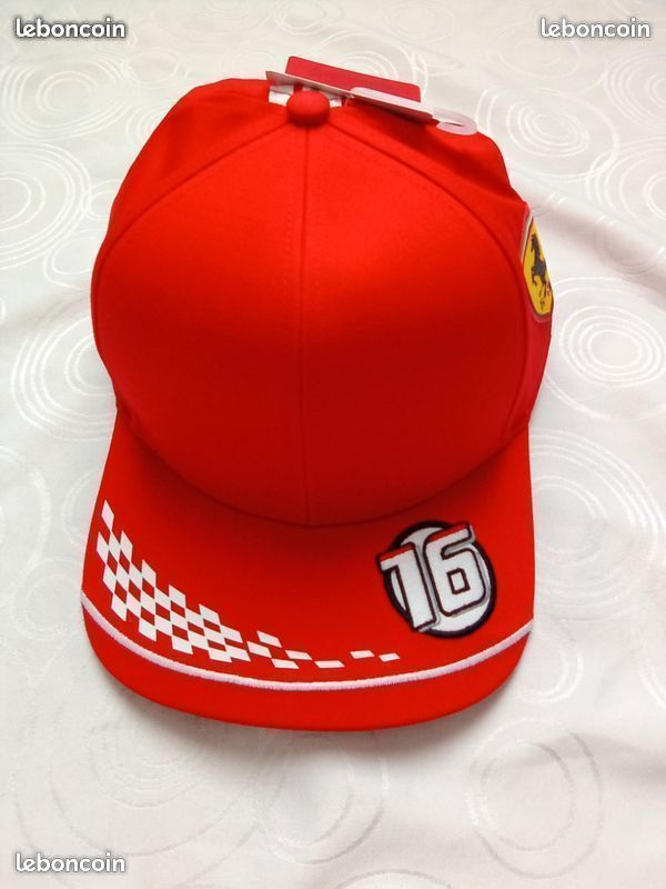 Casquette Ferrari Scuderia À VENDRE! - FR