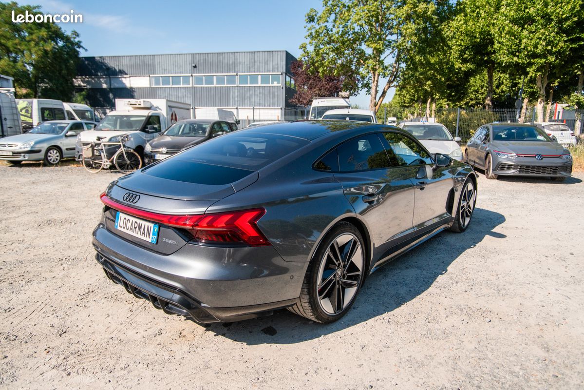 Audi e-tron gt quattro avus 476 ch - 2022 (image 2)