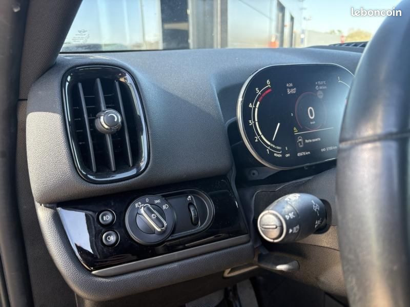 Mini Countryman Cooper D 150ch Highlands BVA8 (image 8)