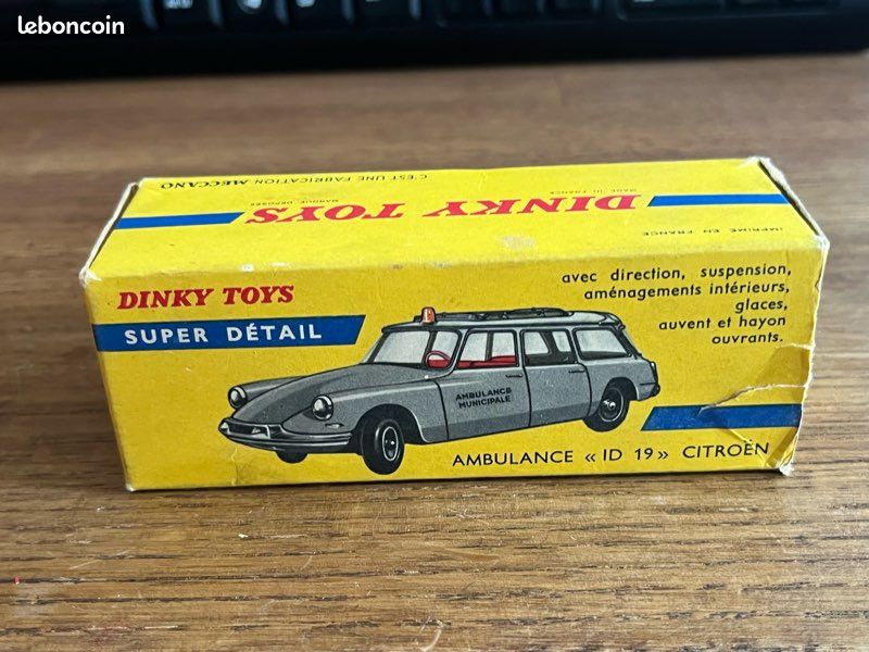 DINKY TOYS FRANCE CITROEN ID 19 BREAK AMBULANCE REF 556 1962 ÉTAT DE JEU