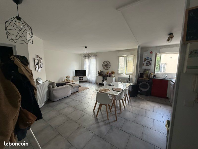 Appartement 3 pièces 58 m² · à La Riche · 58 m² · 790 €/mois