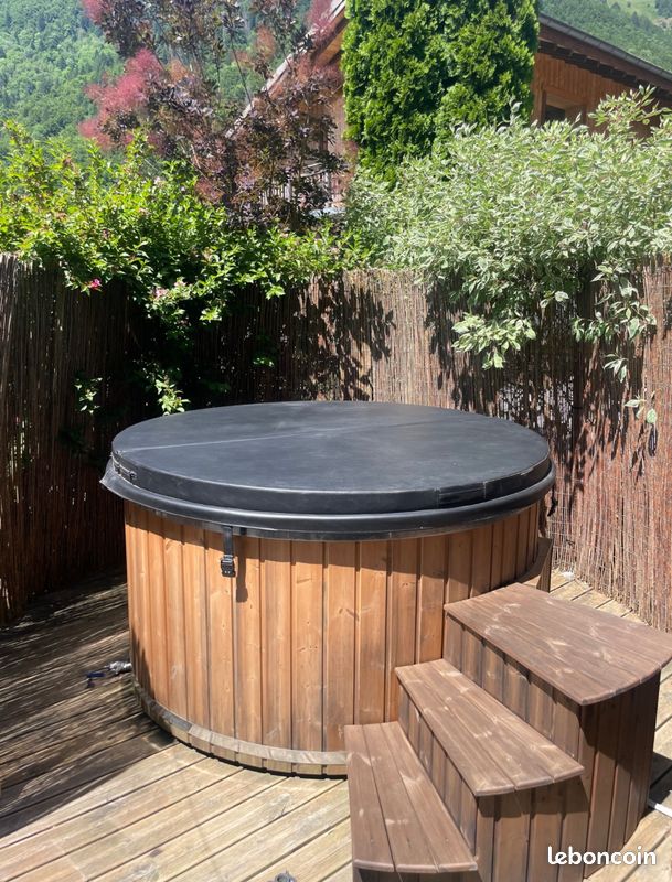 Bain Nordique || Hot Tub (image 4)
