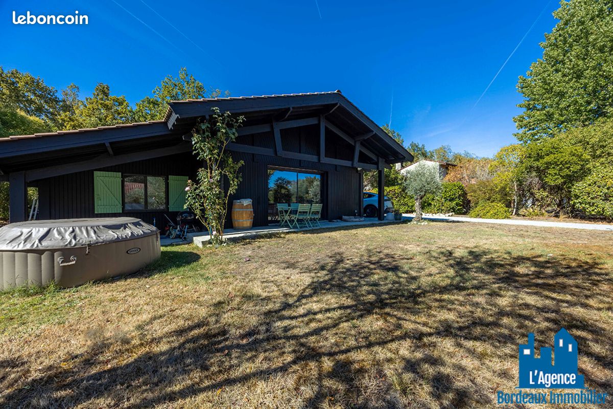 Maison 5 pièces 143 m² · à Saint-Aubin-de-Médoc · 143 m² · 529 000 €