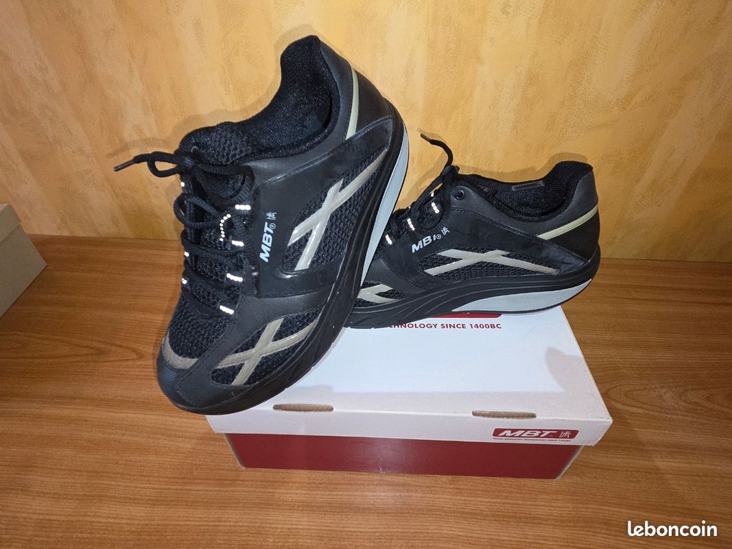 Chaussures physiologiques MBT P 40 1/3 (image 1)