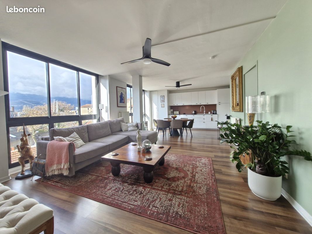 Appartement 2 pièces 62 m² · à Grenoble · 62 m² · 239 000 €