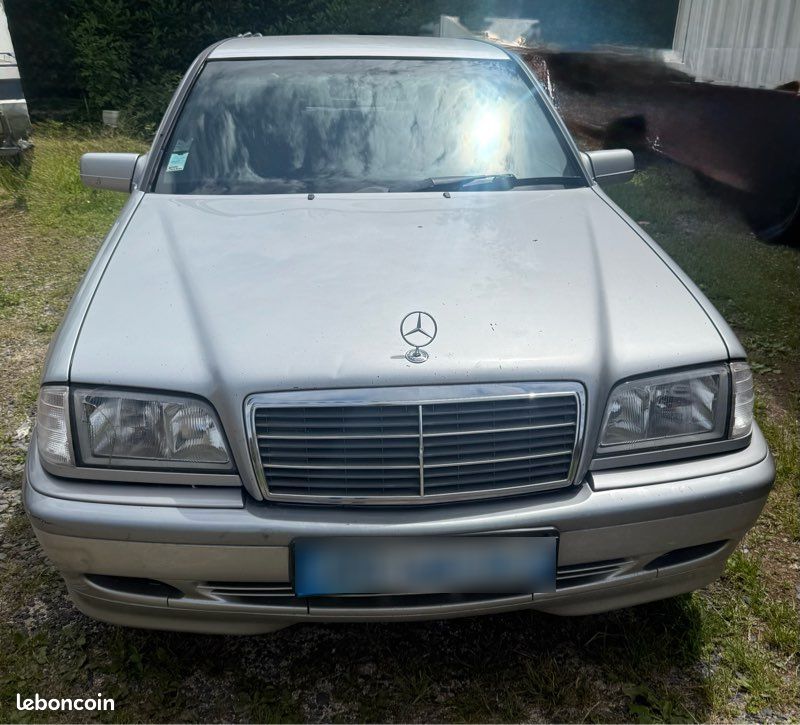 Mercedes c220 cdi (image 1)
