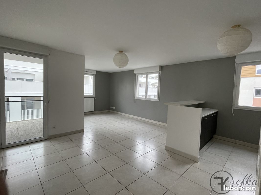 Appartement a louer montpellier - 3 pièce(s) - 69 m2 - Surfyn