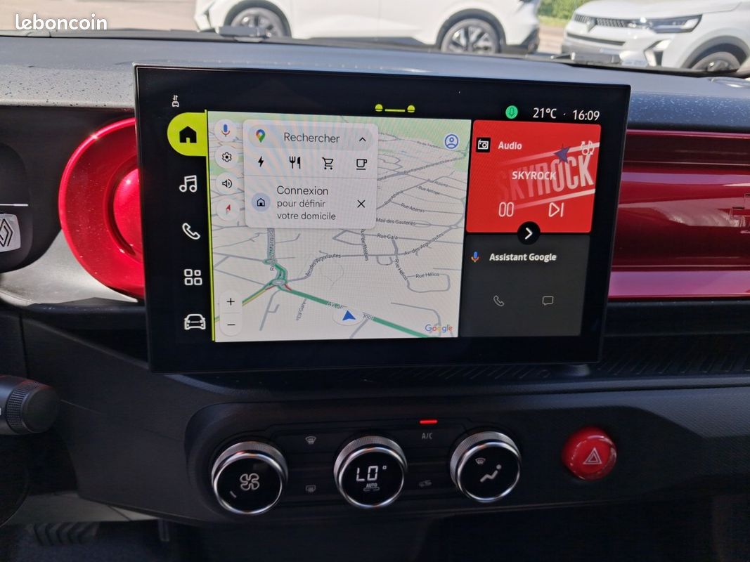 Renault Twingo E-tech (4) techno 80 ch autonomie urbaine (image 24)
