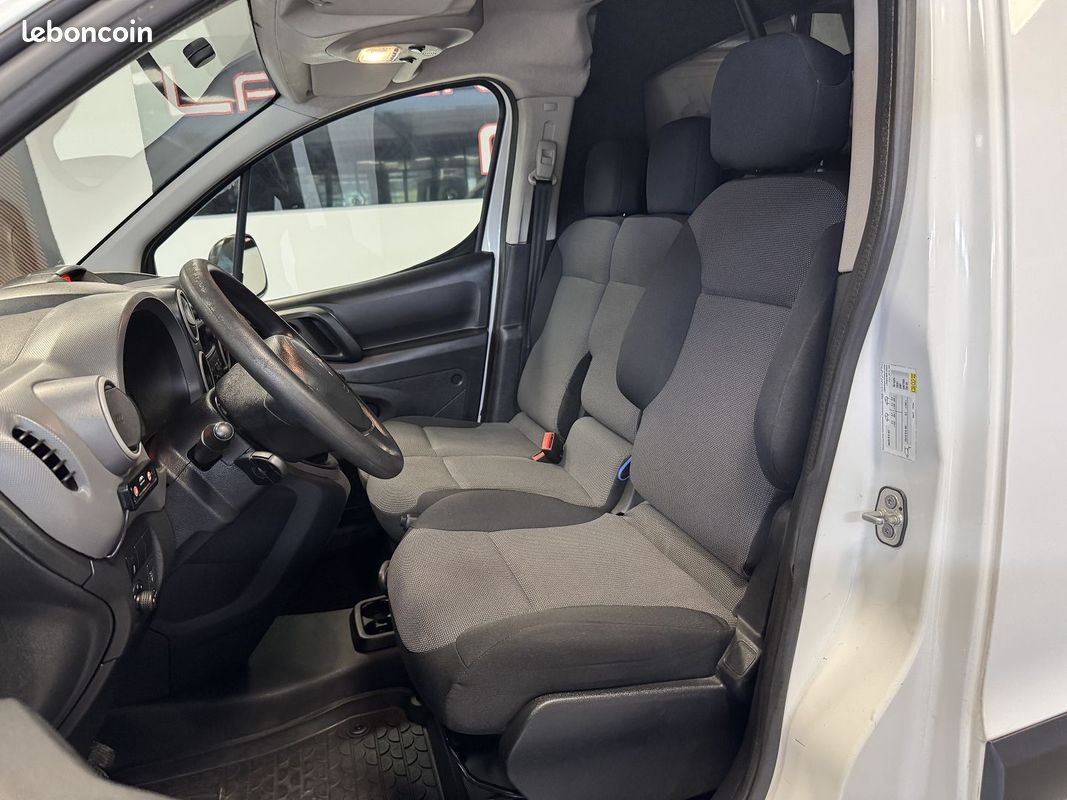 Citroen BERLINGO XL 1.6 BLUEHDI 100 CV TVA 3 PLACES (LAURENT AUTO) (image 11)