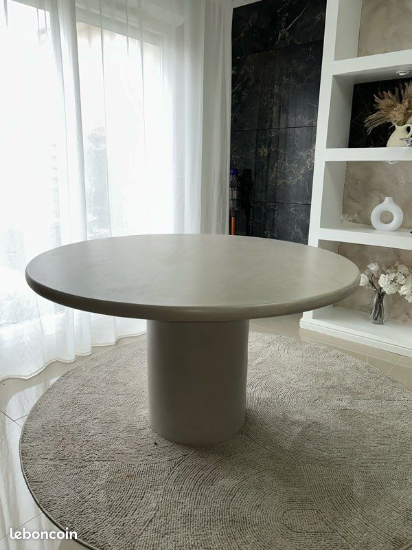 Table en ciment ciré (image 3)