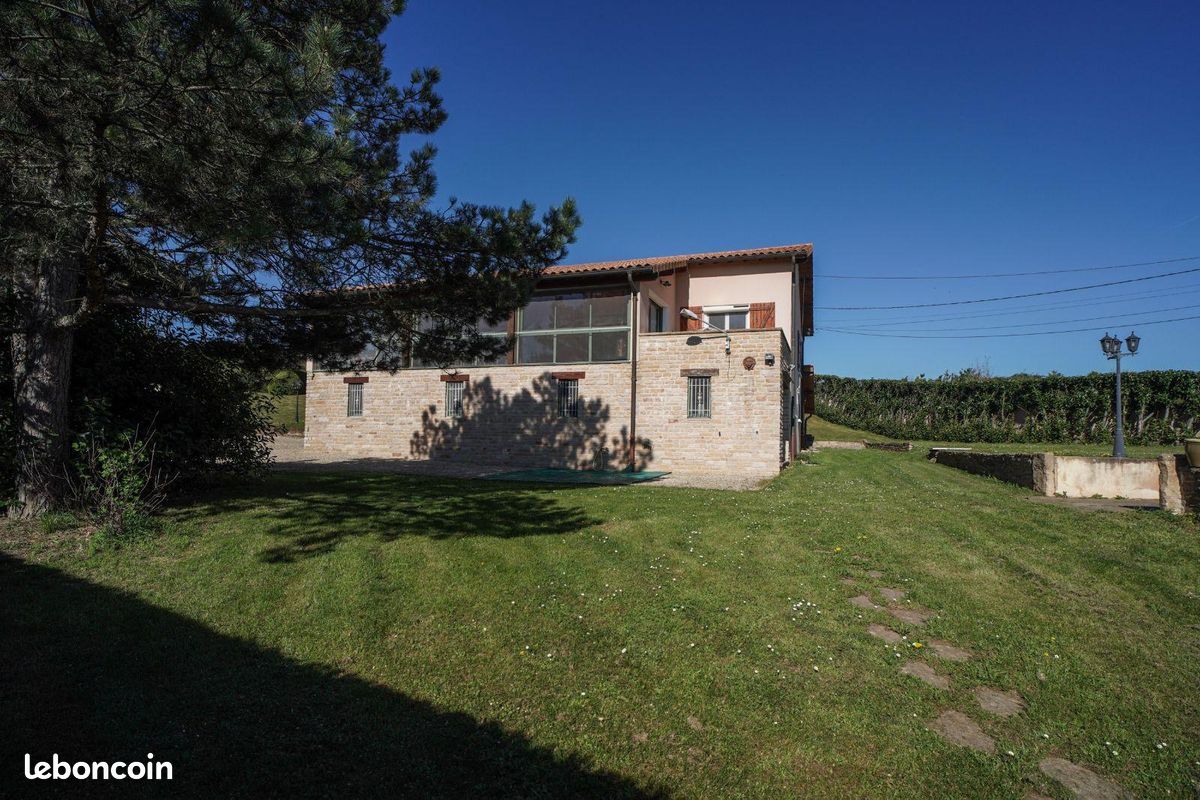 Maison 6 pièces 179 m² (image 1)