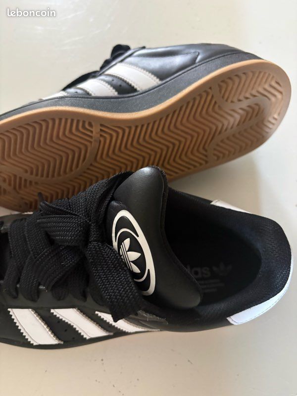 Adidas Campus noires pointure 41 (image 4)