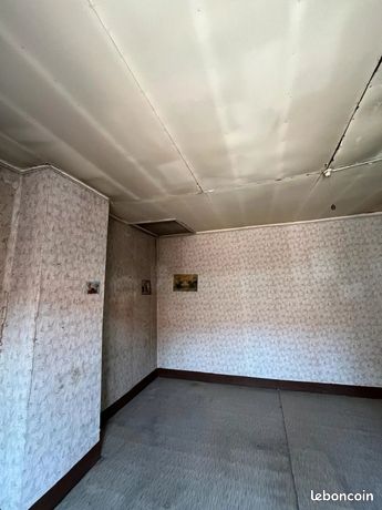 https://img.leboncoin.fr/api/v1/lbcpb1/images/55/1f/1d/551f1d464f733874d138c04eabfc6b87113a2ad6.jpg?rule=ad-image
