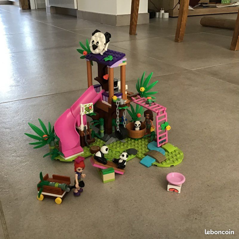 LEGO Friends la cabane des pandas 41422 (image 2)