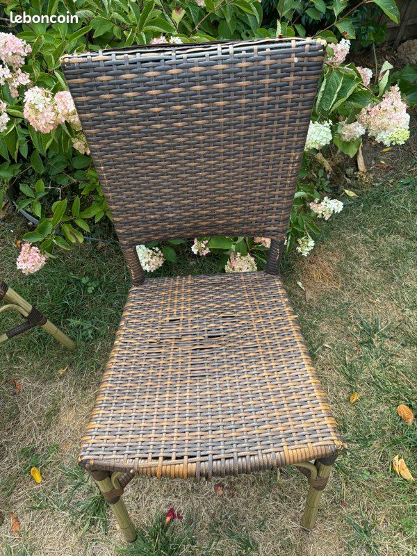 Chaises (image 2)