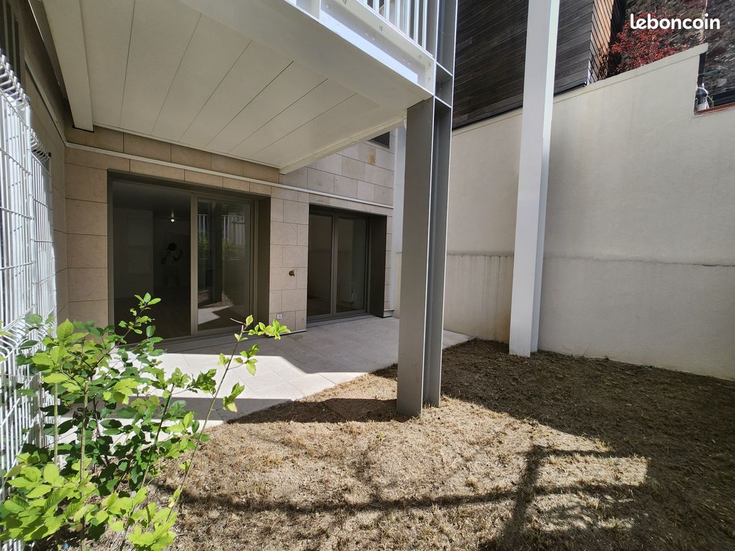Appartement 2 pièces 43 m² · à Issy-les-Moulineaux · 43,1 m² · 1 410 €