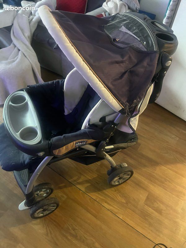 Poucette chicco (image 1)