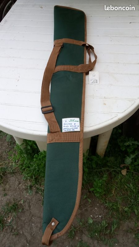 Ensemble housse de fusil +cartouchières calibre 12 (image 1)