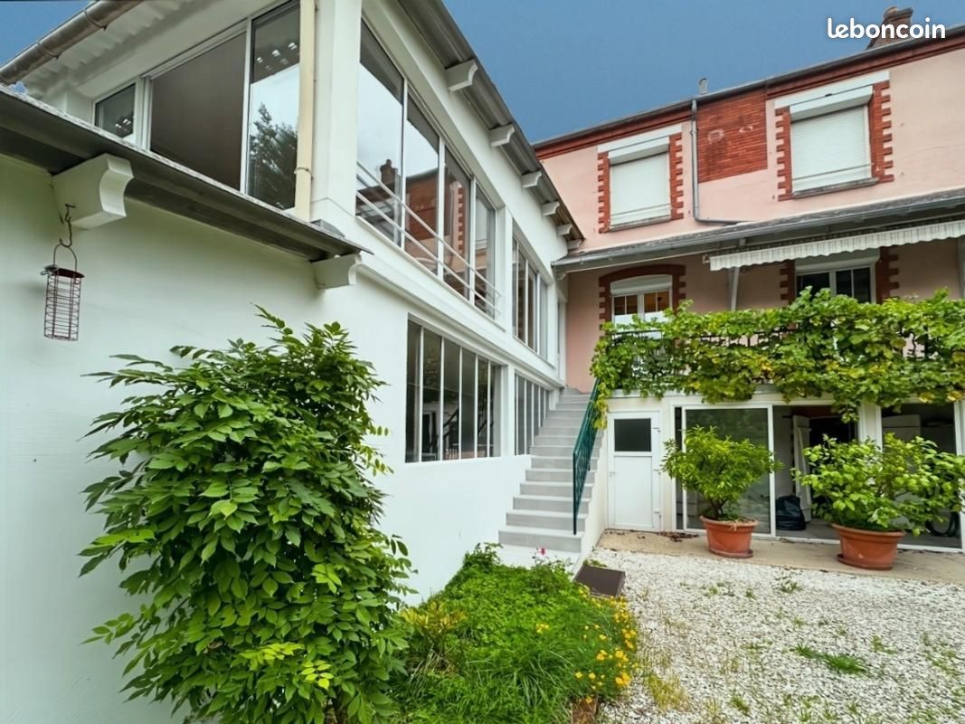 Maison 9 pièces 184 m² · à Montargis · 184 m² · 279 000 €