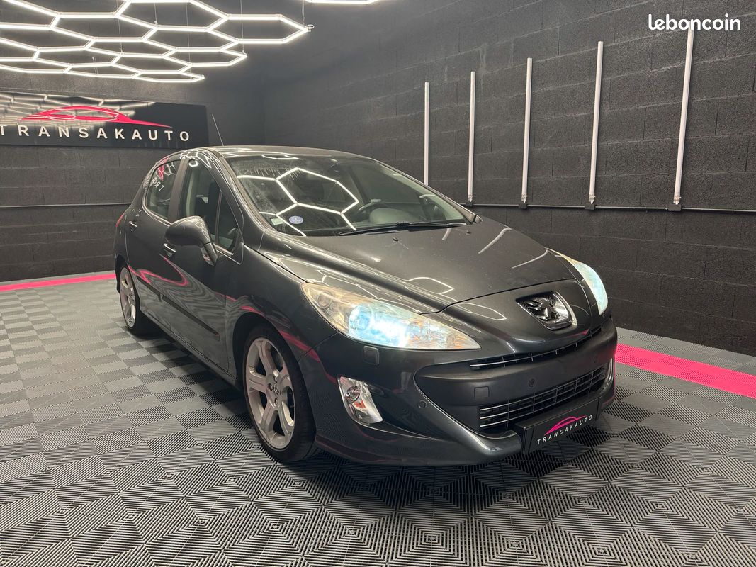 PEUGEOT 308 1.6 THP 200ch GTi (image 6)