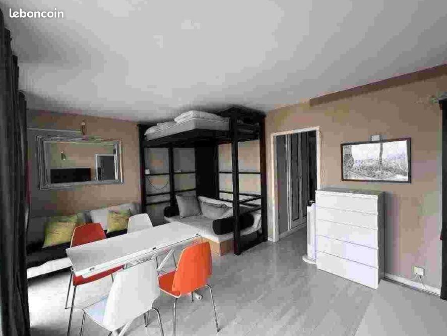 Appartement 1 pièce 32 m² · à Paris · 32 m² · 1 100 €