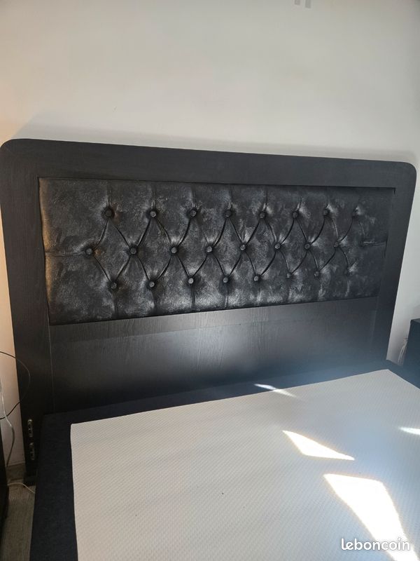Lit (image 8)