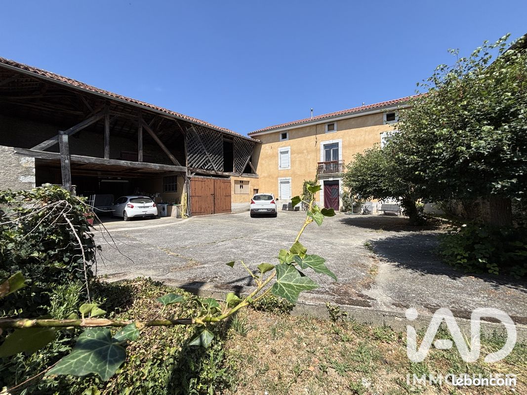 Maison 4 pièces 152 m² · à Martres-de-Rivière · 152 m² · 210 000 €