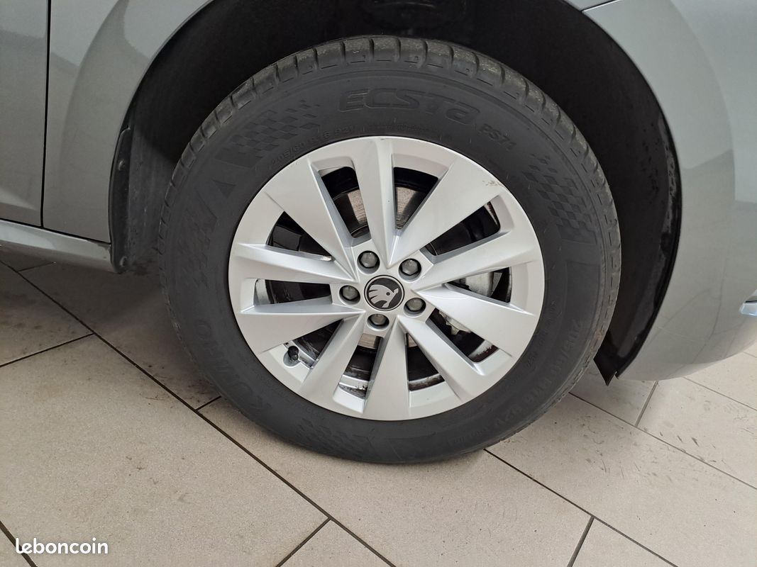 SKODA Kamiq 1.0 TSI Evo 2 116 ch DSG7 Selection (image 12)