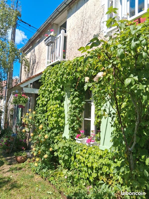 Maison 5 pièces 170 m² · à Cosne-Cours-sur-Loire · 170 m² · 169 000 €