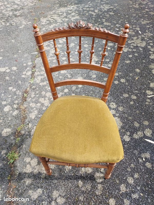 Chaise ancienne (image 1)