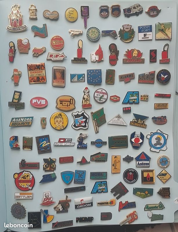 Lot pin's collection ÉQUIPEMENT DE LA MAISON (image 6)