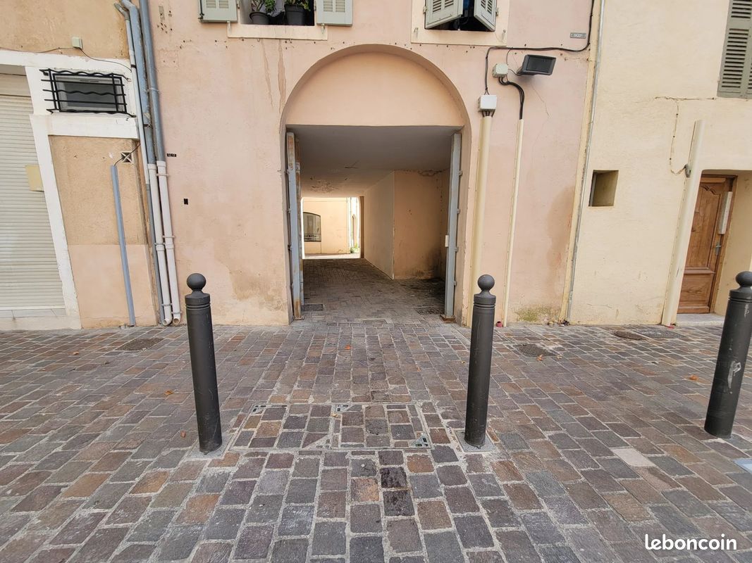 Appartement 1 pièce 27 m² · à Marignane · 27 m² · 730 €/mois