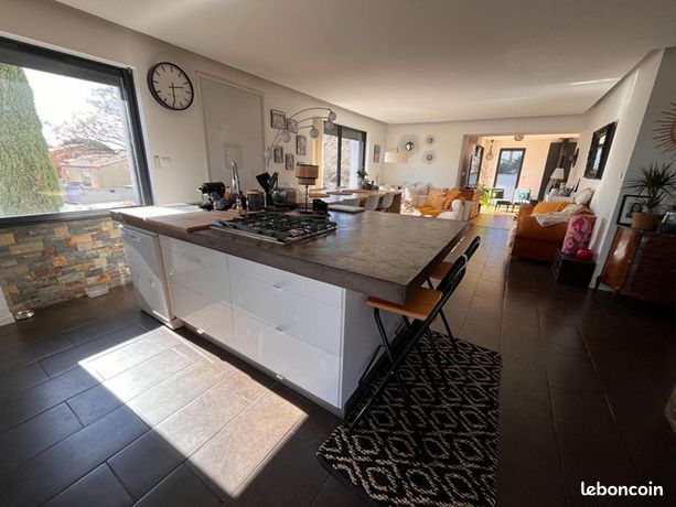 Villa 5 pièces 142 m²