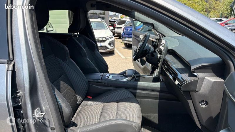 Renault Austral 1.2 E-Tech full hybrid 200ch esprit Alpine - 25 (image 15)