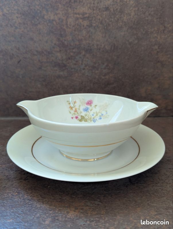 ANCIENNE SOUPIÈRE, EN porcelaine de LIMOGES BETOULE ET LEGRAND EUR 20