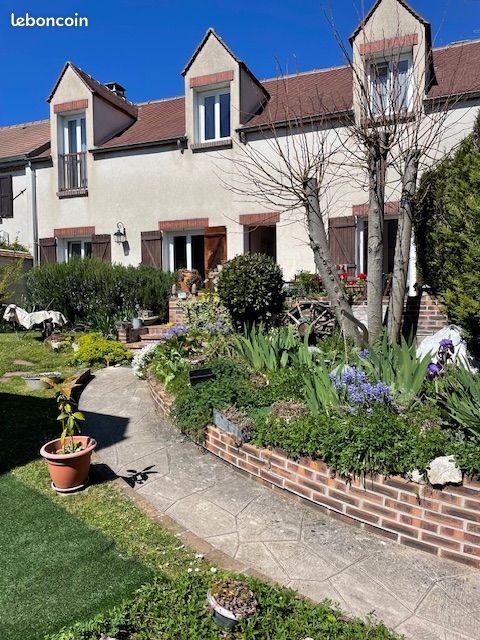 Appartement 6 pièces 120 m² · à Jutigny · 120 m² · 240 000 €