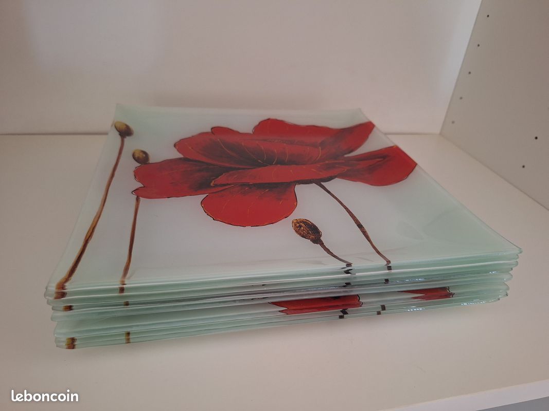 Assiettes carrées en verre (image 1)