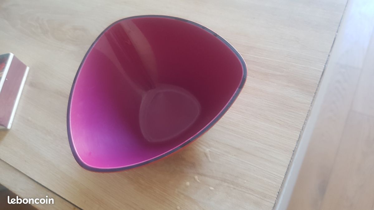 Bol en plastique (image 3)