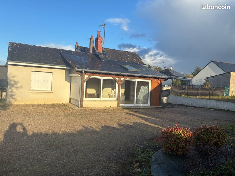 Maison 5 pièces 105 m² · à Longué-Jumelles · 105 m² · 130 000 €