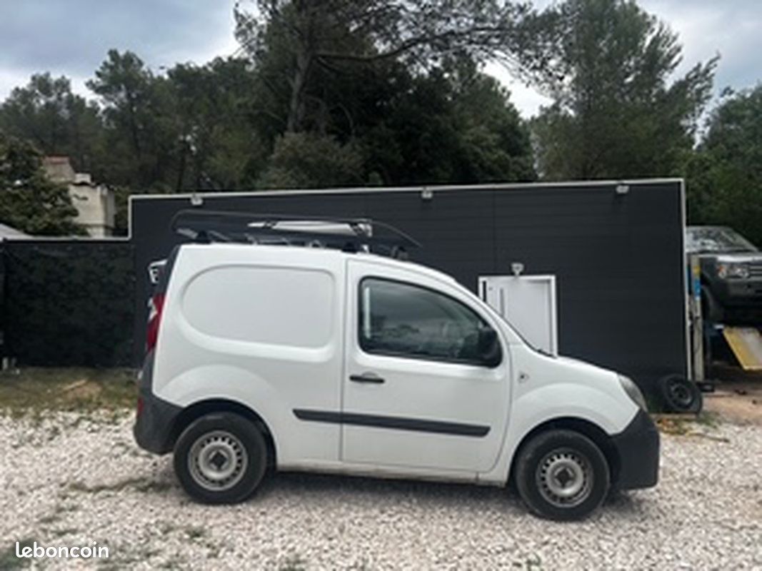 RENAULT Kangoo EXPRESS 1.5 DCI 75 STE GENERIQUE (image 4)