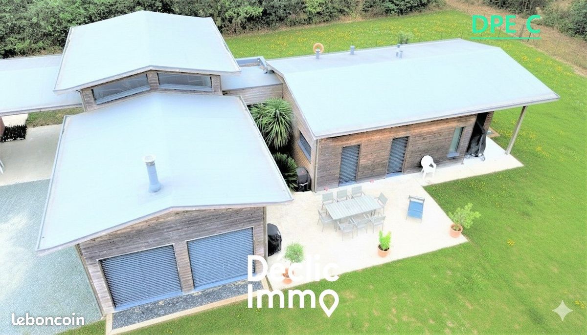 Maison 5 pièces 154 m² · à Nesmy · 154 m² · 426 400 €