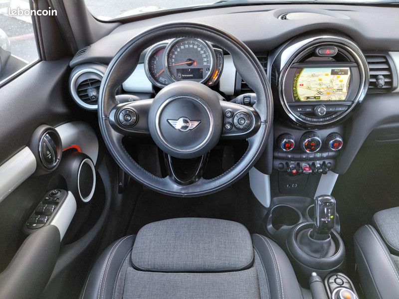 Mini MINI 5 PORTES COOPER D 116CH BLACKFRIARS BVA7 105G (image 12)