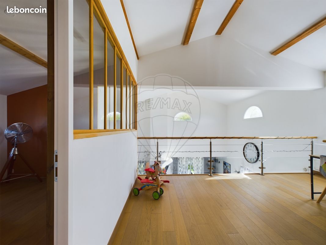 Maison 11 pièces 207 m² - Le Gua 17600 (image principale 9)