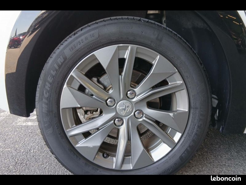Peugeot 208 Electrique 50 kWh 136ch Allure Pack (image 14)
