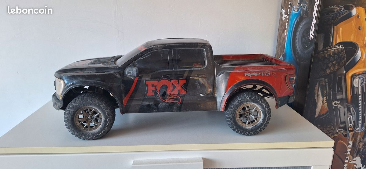 Slash Raptor R Esc Traxxas Slash 4x4 Raptor R Fox Édition - Modélisme