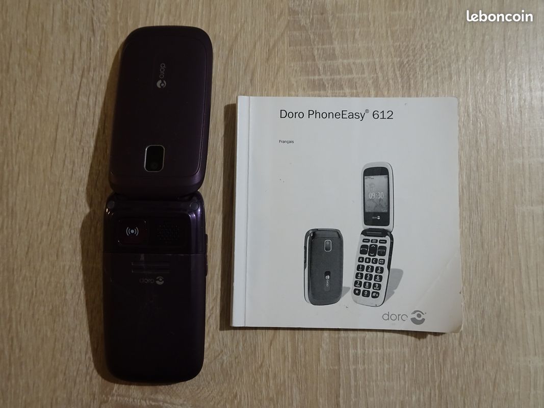 Téléphone à clapet , notice et accessoires (image 3)