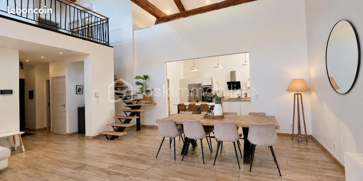 Appartement 6 pièces 205 m² · à Roanne · 205 m² · 389 000 €