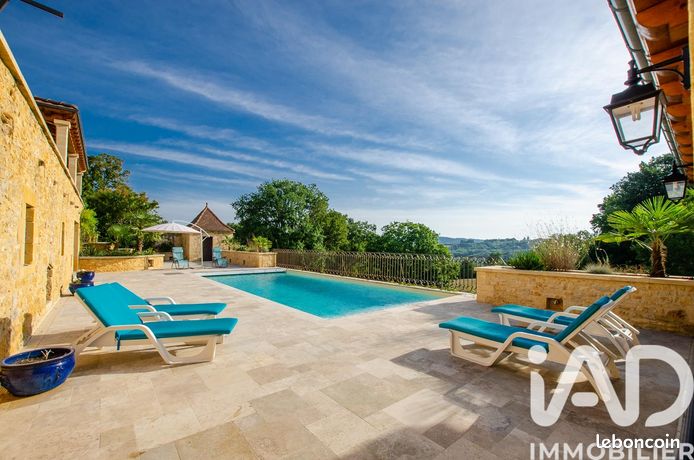 Propriété 6 pièces 250 m²