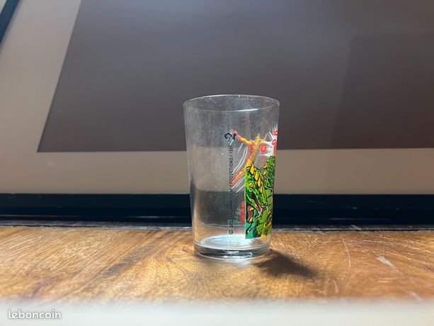 Nintendo Universe - Super Mario World - Verre à Moutarde Amora 1993    3 L Escapade Sous Marine P Image 375855 Grande
